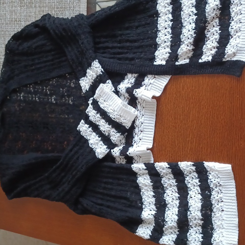 Women's cotton sweater EUC